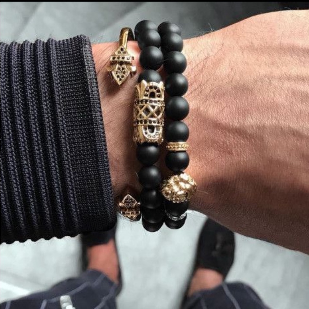 Zorrata Black Onyx Stone Bracelet